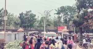 ಮತದಾನಕ್ಕೆ ಸಿದ್ದತೆಗಳು ಪೂರ್ಣ; ಮತಗಟ್ಟೆ ತಲುಪಿದ ಮತಯಂತ್ರಗಳು