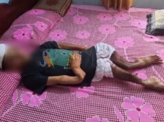 ಅಧಿಕಾರಿಗಳ ನಿರ್ಲಕ್ಷ್ಯ ವಿಕಲಚೇತನರ ಪಟ್ಟಿಯಿಂದ ಹೆಸರು ನಾಪತ್ತೆ; ಎಂಡೋ ಪೀಡಿತನನ್ನು ಹೊತ್ತುಕೊಂಡು ಹೋಗಿ ಮತದಾನ ಮಾಡಿಸಿದ ಕುಟುಂಬಸ್ಥರು