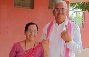 ವಿಧಾನ ಪರಿಷತ್ ಸದಸ್ಯ ಪ್ರತಾಪ ಸಿಂಹ ನಾಯಕ್ ಅವರಿಂದ ಮತದಾನ