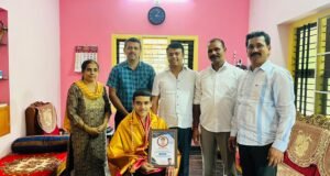 ಎಸ್ಎಸ್ಎಲ್ಸಿಯಲ್ಲಿ ರಾಜ್ಯಕ್ಕೆ ದ್ವಿತೀಯ ಸ್ಥಾನ ಪಡೆದ ಚಿನ್ಮಯಿ ಗೆ ಶಾಸಕ ಹರೀಶ್ ಪೂಂಜ ಅವರಿಂದ ಅಭಿನಂದನೆ