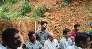 ಬಳಂಜ. ಕುಸಿಯುವ ಭೀತಿಯಲ್ಲಿ ನಾಲ್ಕು ಮನೆಗಳು, ಕಾಳಜಿ ಕೇಂದ್ರಕ್ಕೆ ಸ್ಥಳಾಂತರ
