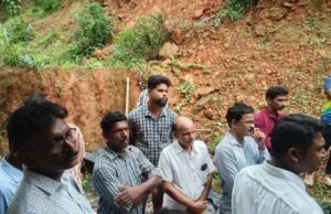 ಬಳಂಜ. ಕುಸಿಯುವ ಭೀತಿಯಲ್ಲಿ ನಾಲ್ಕು ಮನೆಗಳು, ಕಾಳಜಿ ಕೇಂದ್ರಕ್ಕೆ ಸ್ಥಳಾಂತರ