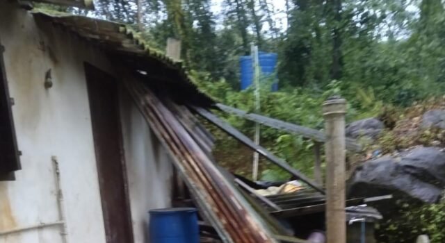 ವೇಣೂರು; ಸಿಡಿಲು ಬಡಿದು ಎರಡು ಮನೆಗಳಿಗೆ ಹಾನಿ