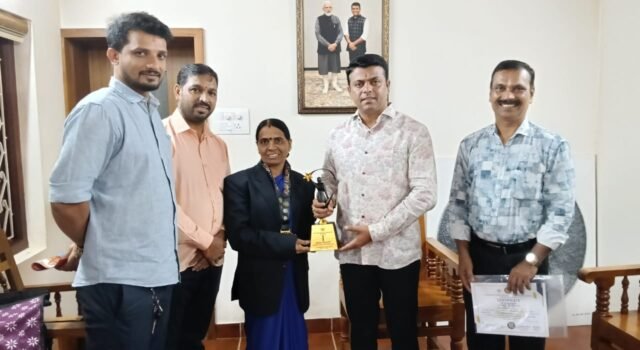 ಏಷ್ಯನ್ ಪೆಸಿಫಿಕ್ ಚಾಂಪಿಯನ್ ಶಿಪ್ ಅಂತರರಾಷ್ಟ್ರೀಯ ಯೋಗಾಸನ ಸ್ಪರ್ಧೆಯಲ್ಲಿ ಚಿನ್ನದ ಪದಕ ಪಡೆದ ಅಕ್ಕಮ್ಮ ಅವರಿಗೆ ಶಾಸಕರಿಂದ ಅಭಿನಂದನೆ