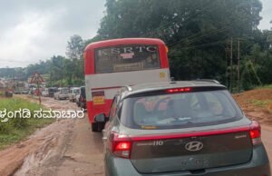 ಕಾಶಿಬೆಟ್ಟು ರಾಷ್ಟ್ರೀಯ ಹೆದ್ದಾರಿಯಲ್ಲಿ ರಸ್ತೆ ಮಧ್ಯೆ ಸಿಲುಕಿಕೊಂಡ ಲಾರಿ; ವಾಹನ ಸಂಚಾರ ಅಸ್ತವ್ಯಸ್ತ