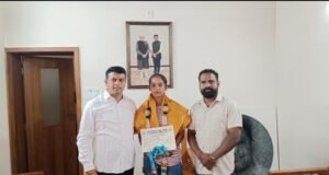 ರಾಜ್ಯ ಮಟ್ಟದ ಕ್ರೀಡಾಕೂಟದಲ್ಲಿ ಪದಕ ಪಡೆದ ವಿದ್ಯಾರ್ಥಿನಿಗೆ ಶಾಸಕ ಹರೀಶ್ ಪೂಂಜ ಅವರಿಂದ ಅಭಿನಂದನೆ