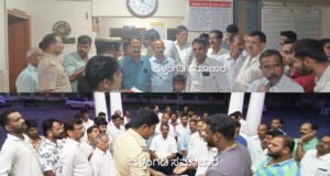 ಮಹೇಶ್ ಶೆಟ್ಟಿ ತಿಮರೋಡಿ ವಿರುದ್ದ ಬೆಳ್ತಂಗಡಿ ಹಾಗೂ ಧರ್ಮಸ್ಥಳ ಠಾಣೆಗೆ ದೂರು
