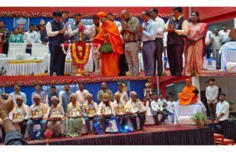 ಎಕ್ಸೆಲ್ ವಿದ್ಯಾರ್ಥಿಗಳ ಪಾಲಕರ 301 ಶಿಕ್ಷಕರಿಗೆ ಗೌರವಾರ್ಪಣೆ ಸಂಸ್ಕಾರಯುತ,ಗುಣಮಟ್ಟದ ಶಿಕ್ಷಣಕ್ಕೆ ಎಕ್ಸೆಲ್ ಕಾಲೇಜು ರಾಜ್ಯ ಮಟ್ಟದ ಕಾಲೇಜಾಗಿ ಗುರುತಿಸಿದೆ: ಮೂಡುಬಿದಿರೆ ಭಟ್ಟಾರಕ ಶ್ರಿಗಳು