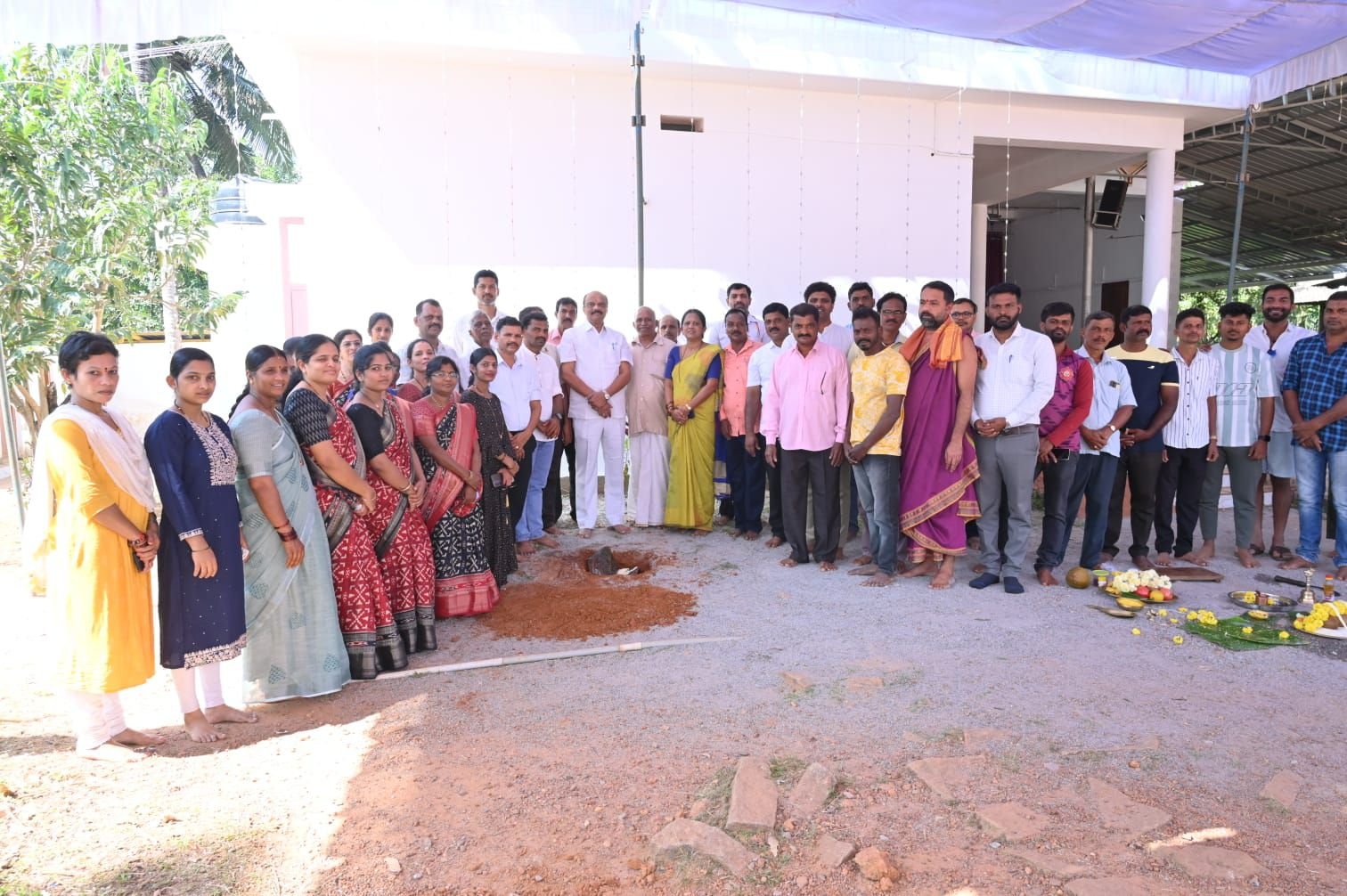 ಬಳಂಜ ಕಂಪ್ಯೂಟರ್ ಕೊಠಡಿಗೆ ಶಿಲಾನ್ಯಾಸ ಸರಕಾರಿ ಶಾಲೆ ಅಭಿವೃದ್ದಿಗೆ ಊರವರ ಸಹಕಾರ ಅಗತ್ಯ: ಹರೀಶ್ ಕುಮಾರ್