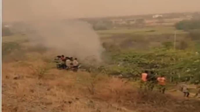 ಮಹಾರಾಷ್ಟ್ರ ಡಿಸಿಎಂ ಅಜಿತ್ ಪವಾರ್ ಸಂಚರಿಸುತ್ತಿದ್ದ ವಿಮಾನ ಪತನ