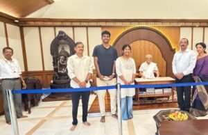 ಏಷ್ಯನ್ ಬ್ಯಾಡ್ಮಿಂಟನ್ ಚಾಂಪಿಯನ್ ಶಿಪ್ ಬೆಳ್ಳಿ ಪದಕ ವಿಜೇತ ಆಯುಷ್ ಶೆಟ್ಟಿ ಧರ್ಮಸ್ಥಳಕ್ಕೆ ಭೇಟಿ