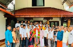 ಬೆಳ್ತಂಗಡಿ ಜನತೆಯ ಪ್ರತಿ ಮನೆಯ ಮನ ಮುಟ್ಟಿದ ಶಾಸಕ ಹರೀಶ್ ಪೂಂಜಾ ರವರಿಗೆ ಇಂದಬೆಟ್ಟು ಕಾರ್ಯಕರ್ತರಿಂದ ಗೌರವ ಅರ್ಪಣೆ.