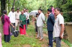 ಅಪಾಯಕಾರಿ ಮರದ ಕಾಲುಸಂಕ ಪ್ರದೇಶಕ್ಕೆ ಬೆಳ್ತಂಗಡಿ ನ್ಯಾಯಾಧೀಶರ ಭೇಟಿ