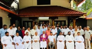 ಬೆಳ್ತಂಗಡಿ ಧರ್ಮಪ್ರಾಂತ್ಯದ ಧರ್ಮಾಧ್ಯಕ್ಷರಿಂದ ಉತ್ತಮ ಶಾಸಕ ಪ್ರಶಸ್ತಿ ಪಡೆದ ಹರೀಶ್ ಪೂಂಜ ಅವರಿಗೆ ಸನ್ಮಾನ