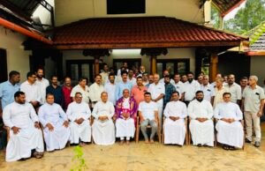 ಬೆಳ್ತಂಗಡಿ ಧರ್ಮಪ್ರಾಂತ್ಯದ ಧರ್ಮಾಧ್ಯಕ್ಷರಿಂದ ಉತ್ತಮ ಶಾಸಕ ಪ್ರಶಸ್ತಿ ಪಡೆದ ಹರೀಶ್ ಪೂಂಜ ಅವರಿಗೆ ಸನ್ಮಾನ