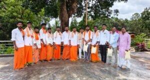 ಸಾಯಿರಾಮ್ ಫ್ರೆಂಡ್ಸ್ ಶಕ್ತಿನಗರ ಇದರ ವತಿಯಿಂದ ಹರೀಶ್ ಪೂಂಜ ಅವರ ಹುಟ್ಟು ಹಬ್ಬದ ಪ್ರಯುಕ್ತ ಓಡೀಲು ಶ್ರೀ ಮಹಾಲಿಂಗೇಶ್ವರ ದೇವಸ್ಥಾನದಲ್ಲಿ ವಿಶೇಷ ಪೂಜೆ ಹಾಗೂ ಕುವೆಟ್ಟು ನಿವಾಸಿ ಕಮಲರವರಿಗೆ ನೂತನ ನೂತನ ಮನೆ ನಿರ್ಮಾಣ ಸಂಕಲ್ಪದೊಂದಿಗೆ ಪ್ರಾರ್ಥನೆ