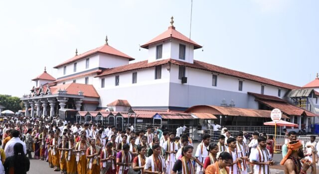 ಧರ್ಮಸ್ಥಳದಲ್ಲಿ ೨೮ ನೇ ವರ್ಷದ ಭಜನಾ ಕಮ್ಮಟ ಸಮಾರೋಪ ಆರು ಸಾವಿರ ಭಜನಾಪಟುಗಳಿಂದ ಬೃಹತ್ ಶೋಭಾಯಾತ್ರೆ