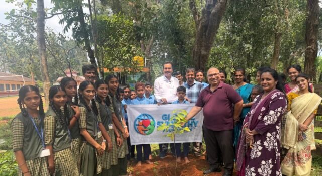 ಕುತ್ಲುರು ಸರಕಾರಿ ಶಾಲೆಗೆ ಗ್ಲೋಬಲ್ ಸಿಂಪತಿ ಫೌಂಡೇಶನ್ ವತಿಯಿಂದ ಆರ್ಥಿಕ ನೆರವು