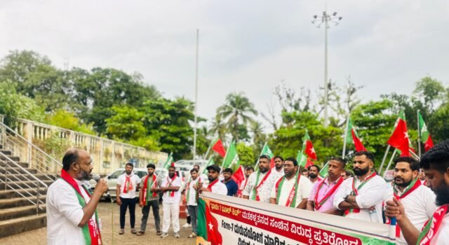 SIR ಫಾರಂ 7 ದುರುಪಯೋಗ ವಿರುದ್ದ SDPI ಪ್ರತಿಭಟನೆ; ಆರೋಪಿಗಳ ವಿರುದ್ಧ ಕ್ರಮ ಕೈಗೊಳ್ಳದಿದ್ದರೆ ತಹಶೀಲ್ದಾರ್ ಕಚೇರಿಗೆ ಮುತ್ತಿಗೆ ಹಾಕಲಿದ್ದೇವೆ : ರಿಯಾಝ್ ಕಡಂಬು